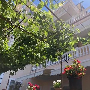 Himara Apartments Himare