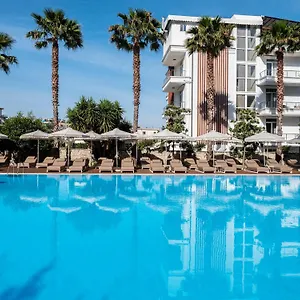 4* Hotel Nia Boutique By Rapo's